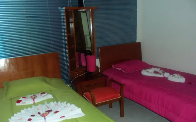 Women's Wellness Hostel y Spa