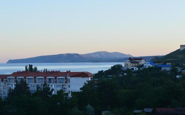 Iskander Hotel