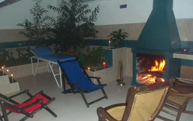 Women's Wellness Hostel y Spa