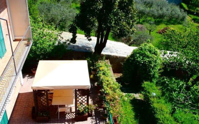 Casa Santa Chiara - Women Only (отель для женщин)