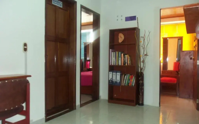 Women's Wellness Hostel y Spa