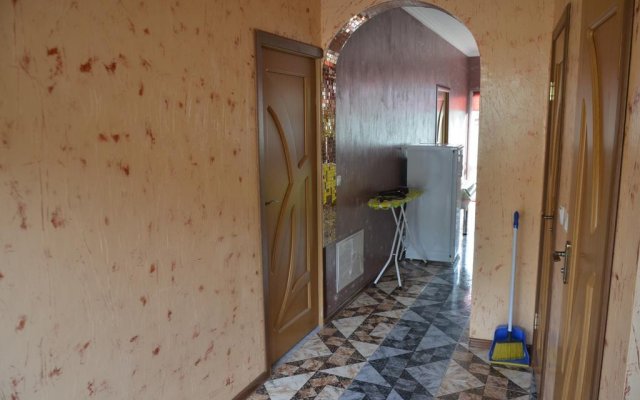 Zemfira Guest House