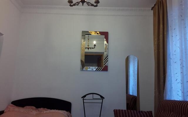 Guest House Yalta Prima