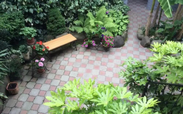 Gostevoj Dom Svetlana