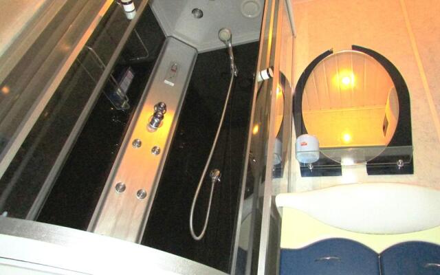 Apt Oktyabrskiy Prospekt D. 12