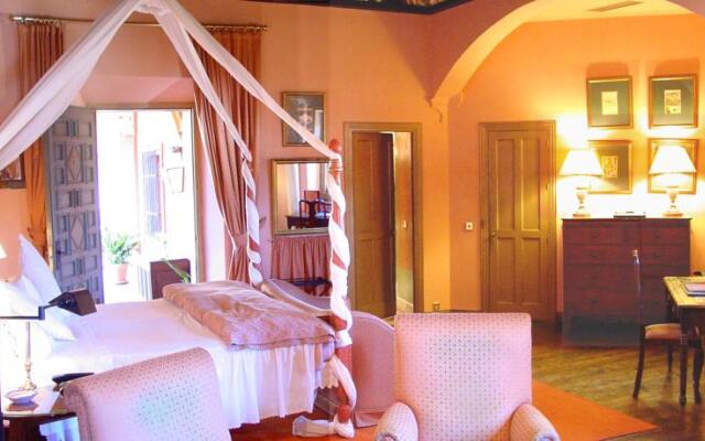 Casa Palacio De Carmona Hotel