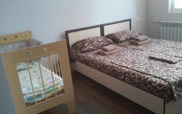 Iskander Hotel