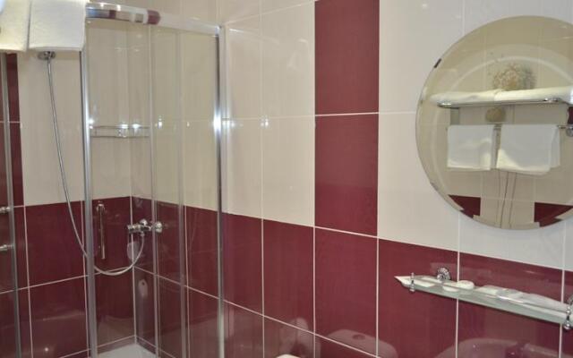 Alpat'evo Hotel