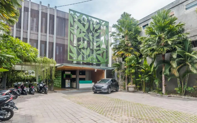 ZenRooms Denpasar Gunung Soputan