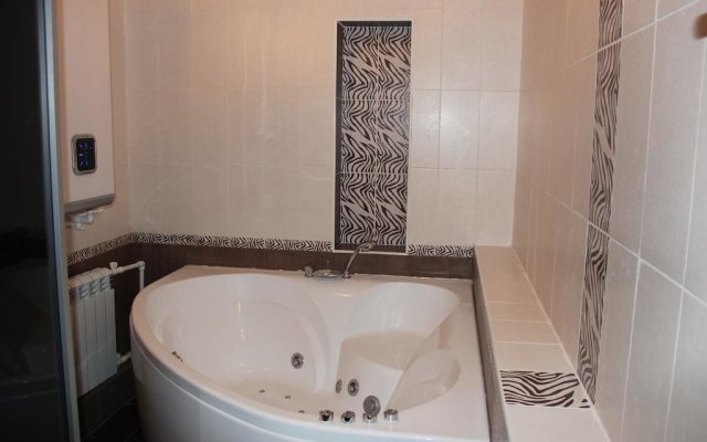 Отель Купеческая