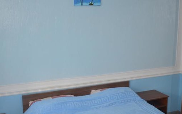 Zemfira Guest House