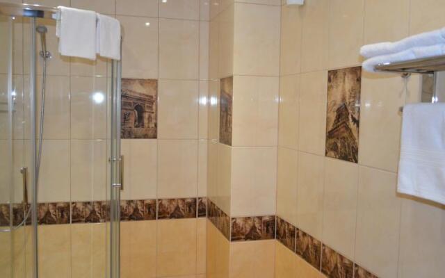 Alpat'evo Hotel