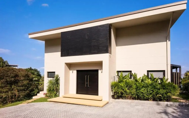 Designer Villa Interlude