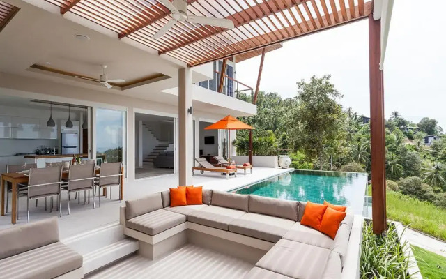 Bay Villa Geisha Girl