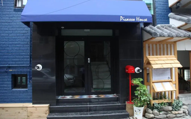 Picasso House