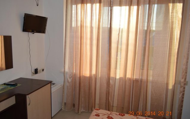 Chetyre Lilii Guest House
