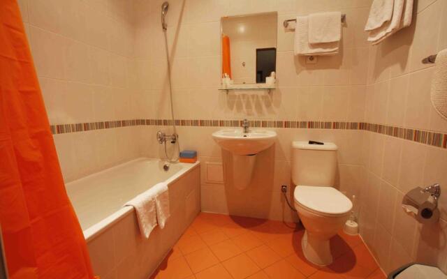 Astra Park Hotel