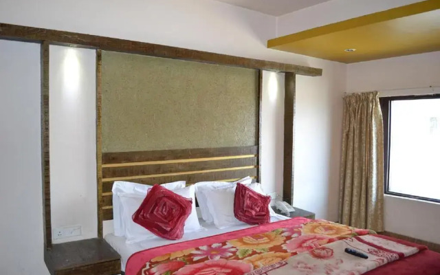 Grand Kashmir