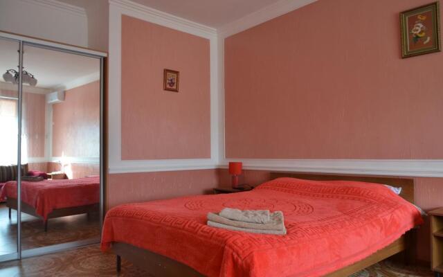 Zemfira Guest House