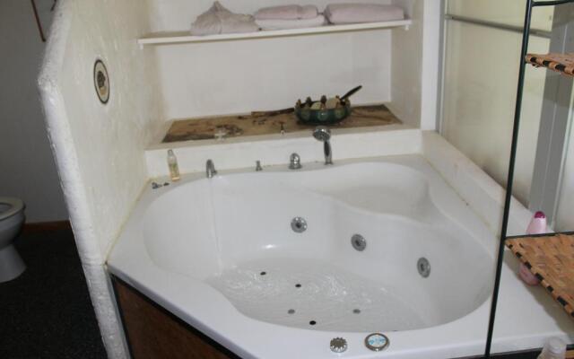 1.2.3 Chemin du Bord de lEau