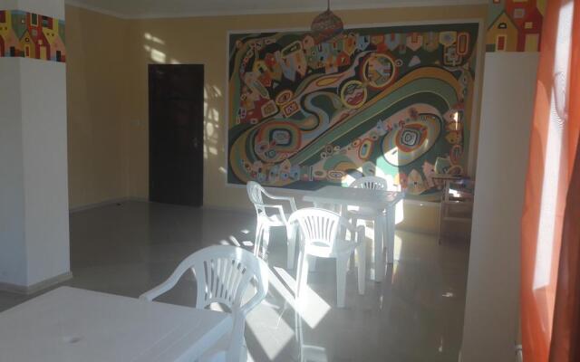Iskander Hotel