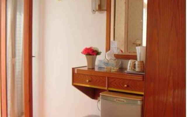 Faros Beach Hotel