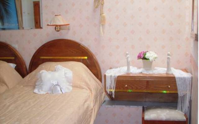 Faros Beach Hotel