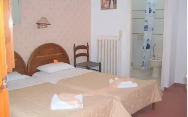 Faros Beach Hotel