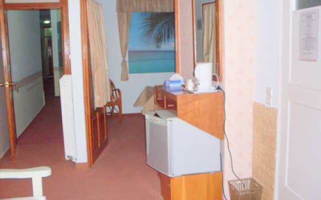 Faros Beach Mini-Hotel