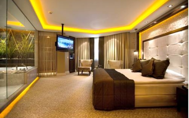 AHC Old City Hotel - Image 5