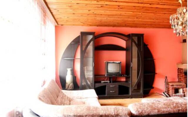 Uyut Guest House