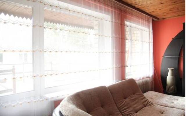 Uyut Guest House