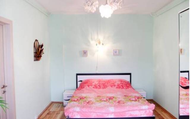 Uyut Guest House