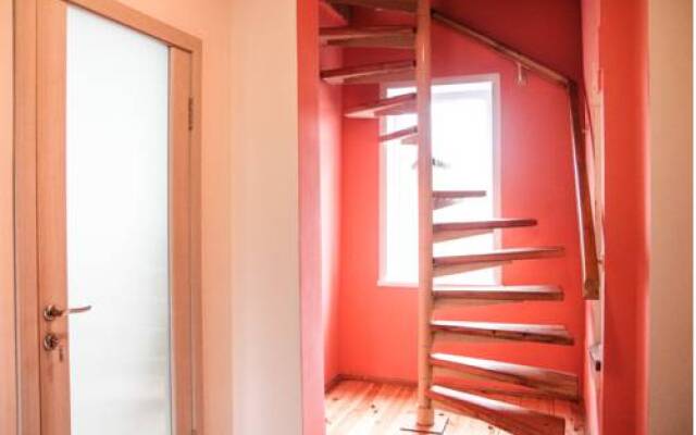 Uyut Guest House