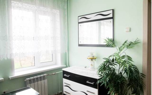 Uyut Guest House
