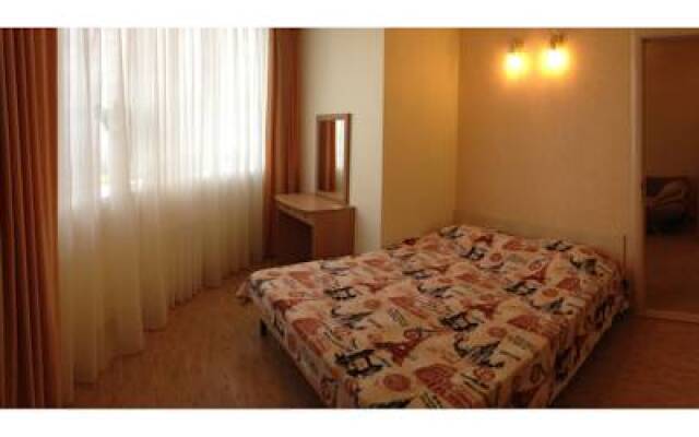 Myis Tolstyij Guest House