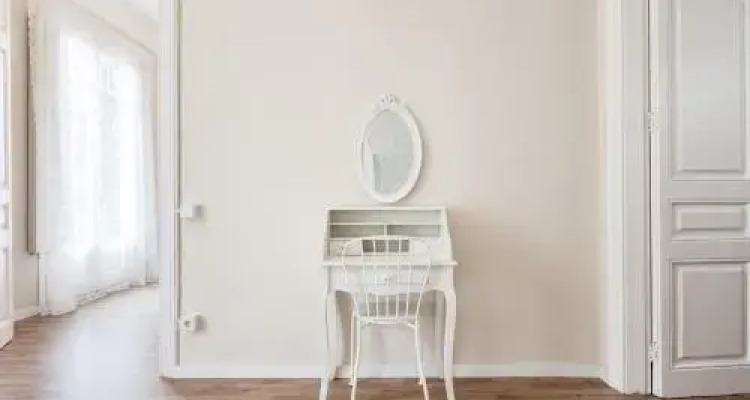 Lumine Suites Barcelona Hostal