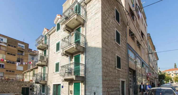 Apartment Split Center