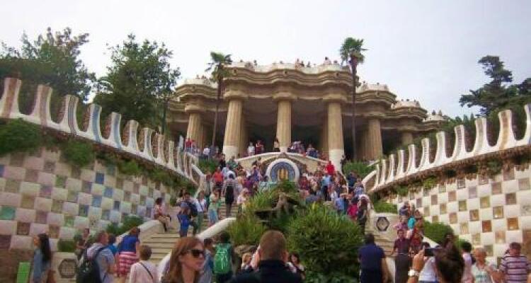 Gaudi Views Apartment