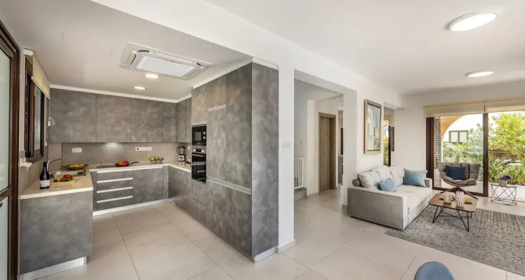 Ayia Napa Luxury Seaside Villa Ionion H15