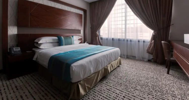 Voyage Hotel