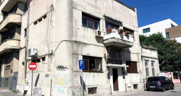 Unique Old Town Home 2min To Beach & Harbour