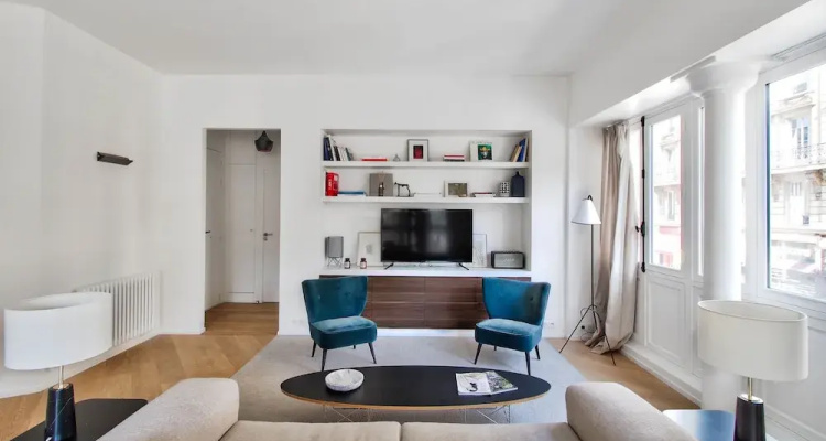 Outstanding Luxury Apt Louvre