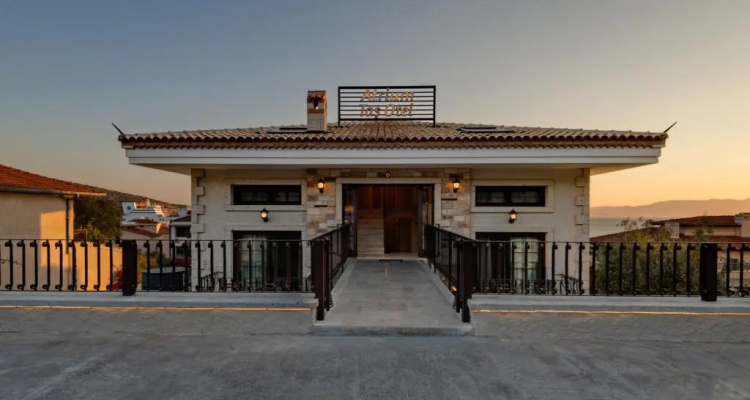 Atrium Taş Otel