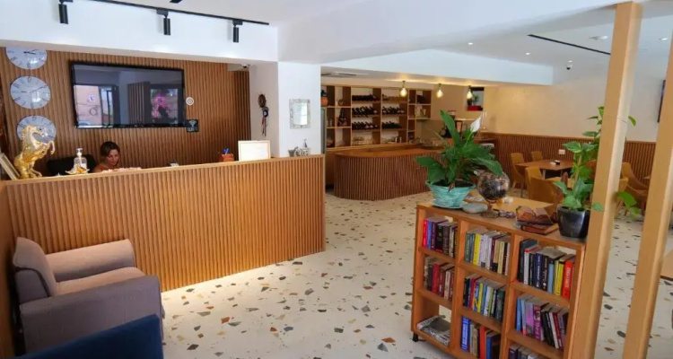 Armar Hotel