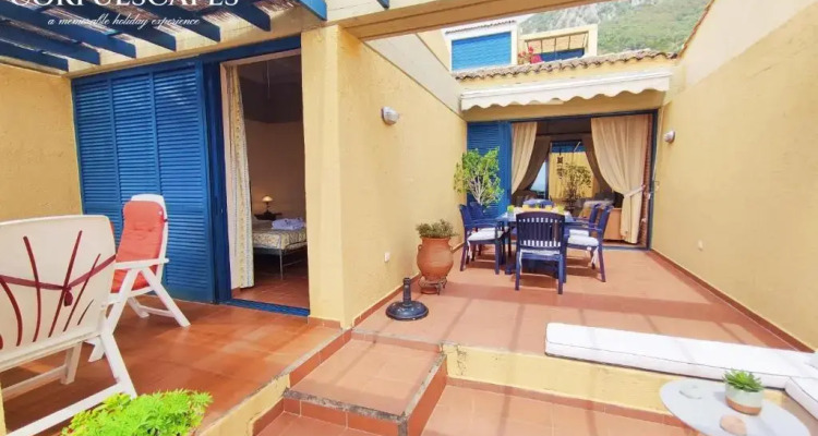 Mira El Mar by Corfuescapes