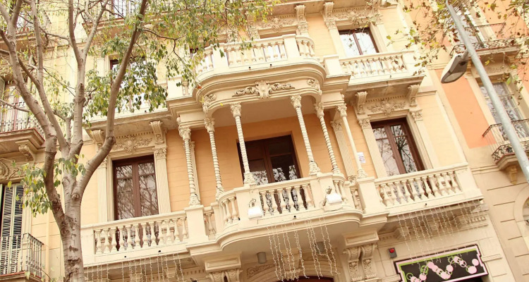 Mh Apartments Center