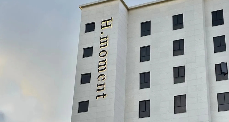 Hotel Moment SongJeong