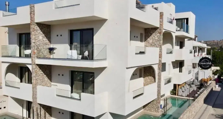 Cabana White Boutique Hotel & Suites