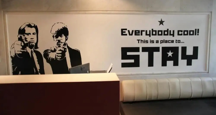 Stay Hybrid Youth Hostel